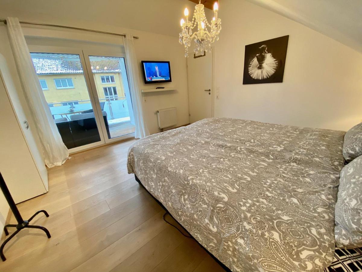 Апартаменты Luxurioeses Studio Im Zentrum, Balkon, Kamin, Klima Равенсбург Экстерьер фото